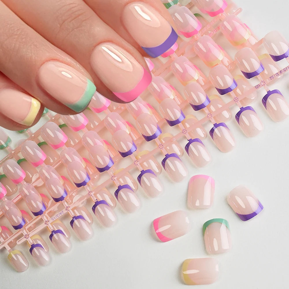 100 pcs d’ongles press-on rose clair, courts à moyens, carrés, faux ongles portables, 10 tailles, couverture complète, décoration pour doigts