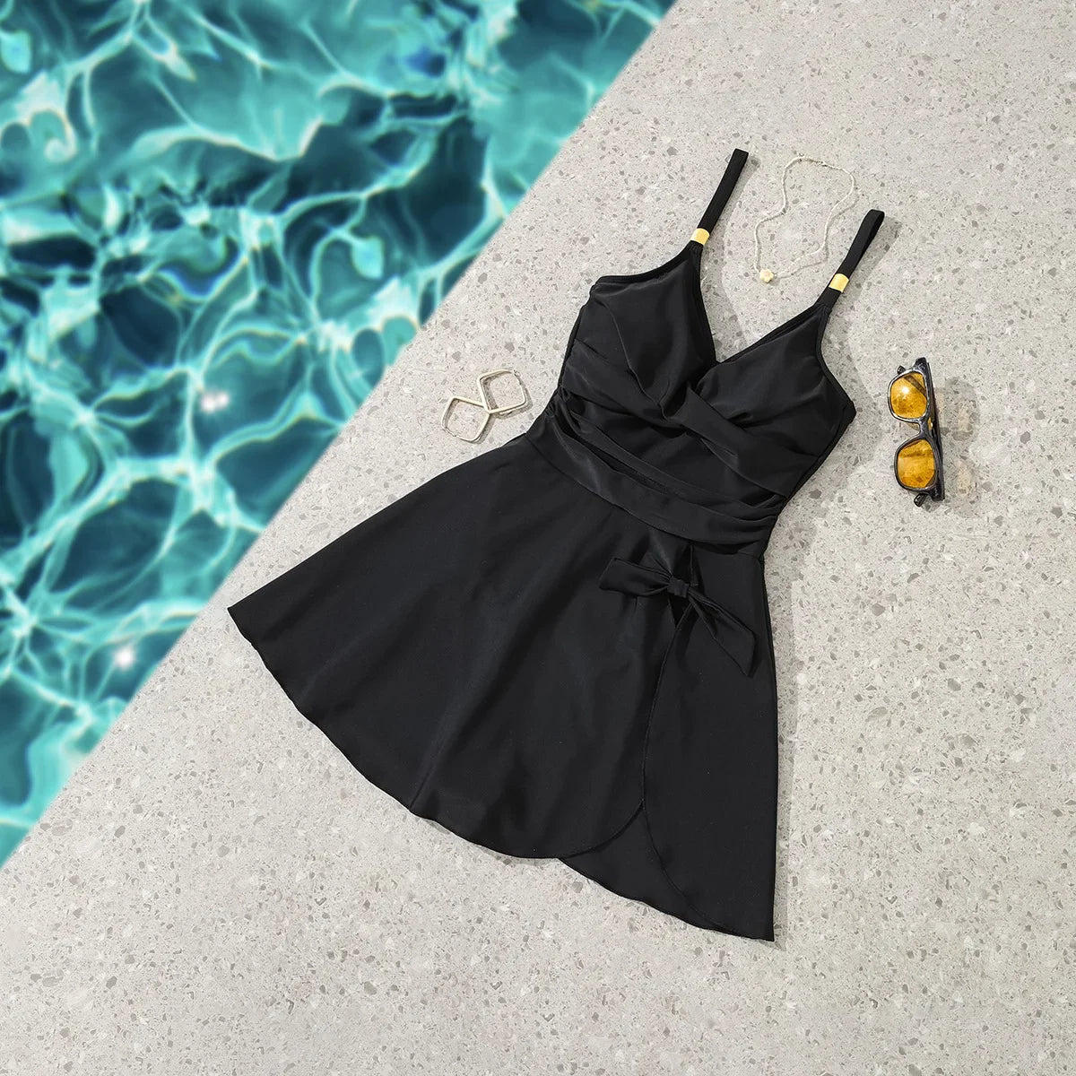 2025 New Pure Color V-Neck Bikini Swimwear Sexy One-Piece Women's Fashionable Slimming Cross-Border Swimsuit Ensemble