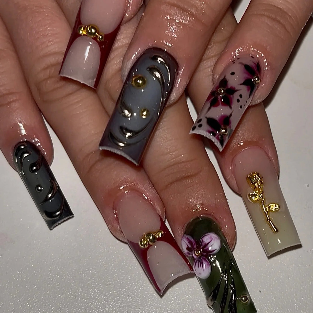 24 faux ongles carrés longs à poser avec imprimé léopard, design français 3D cerise, strass, couvrant entièrement