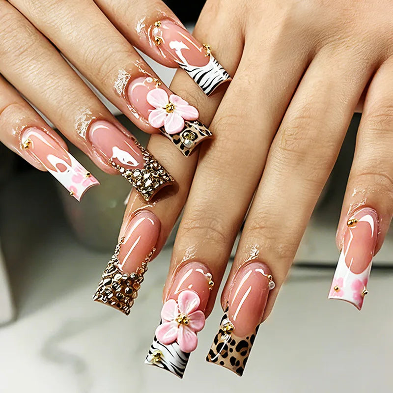 24 faux ongles carrés longs à poser avec imprimé léopard, design français 3D cerise, strass, couvrant entièrement